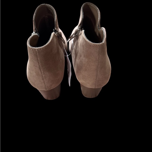 Retail: $79.50 Style & Co Womens Masrinaa Ankle Booties Taupe Size 6 - Picture 3 of 4